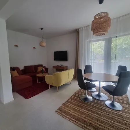 Baltivia Haus I דירה